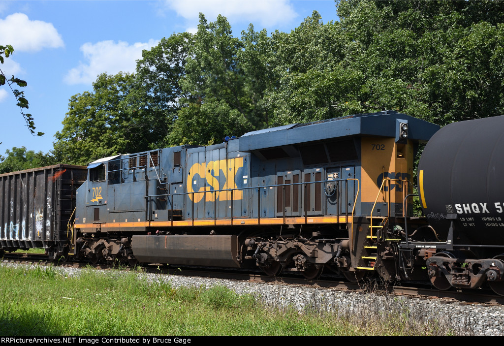 CSX 702